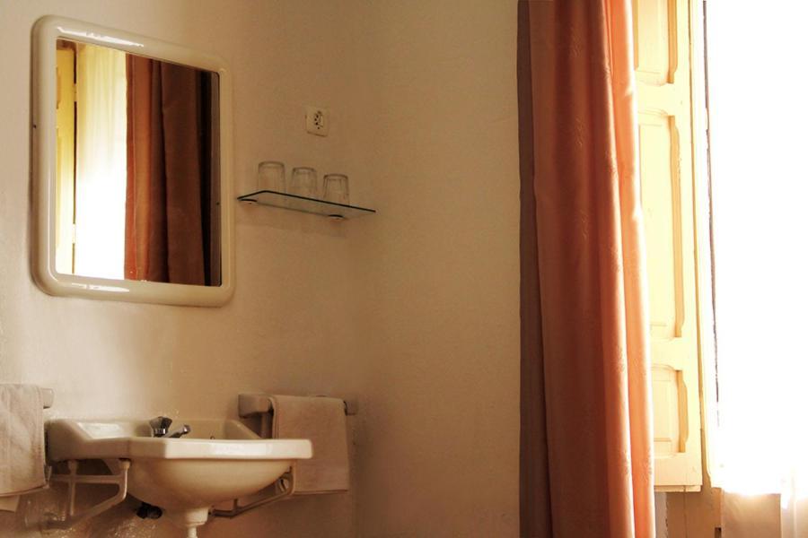 Pension Central Cuenca  Pokoj fotografie